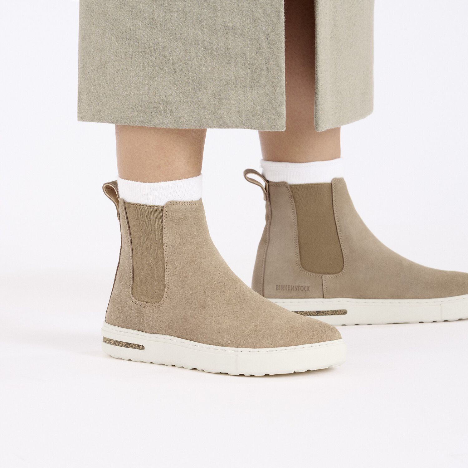 Bend Chelsea Suede Leather Narrow