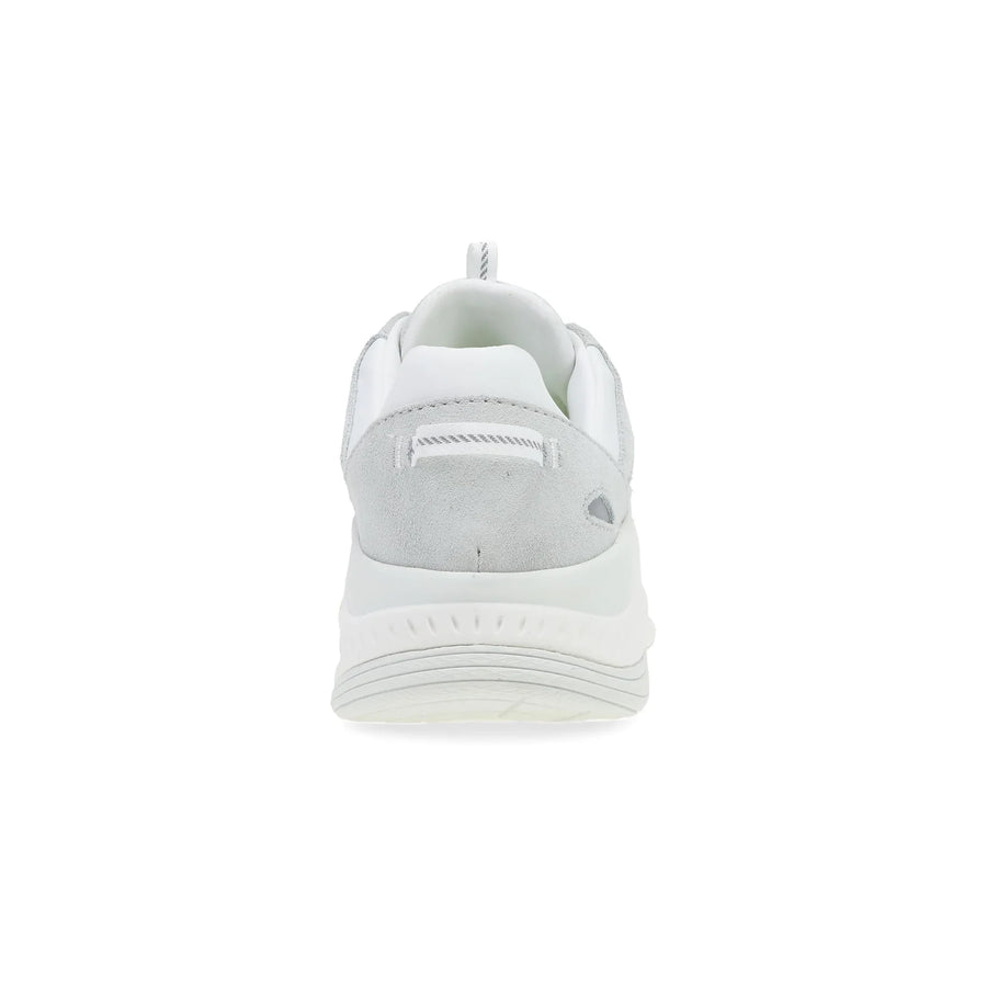 Poppy Sneaker