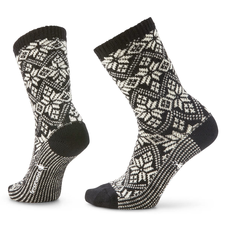 Everyday Cozy Traditional Snowflake Crew Socks