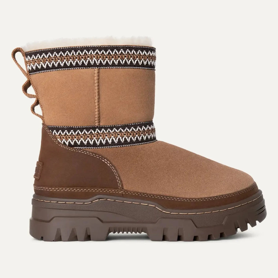 UGG Women's Classic Mini TrailGazer