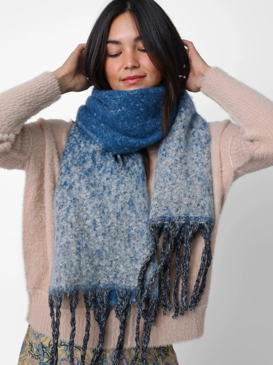 Cuddle Up Cozy Scarf