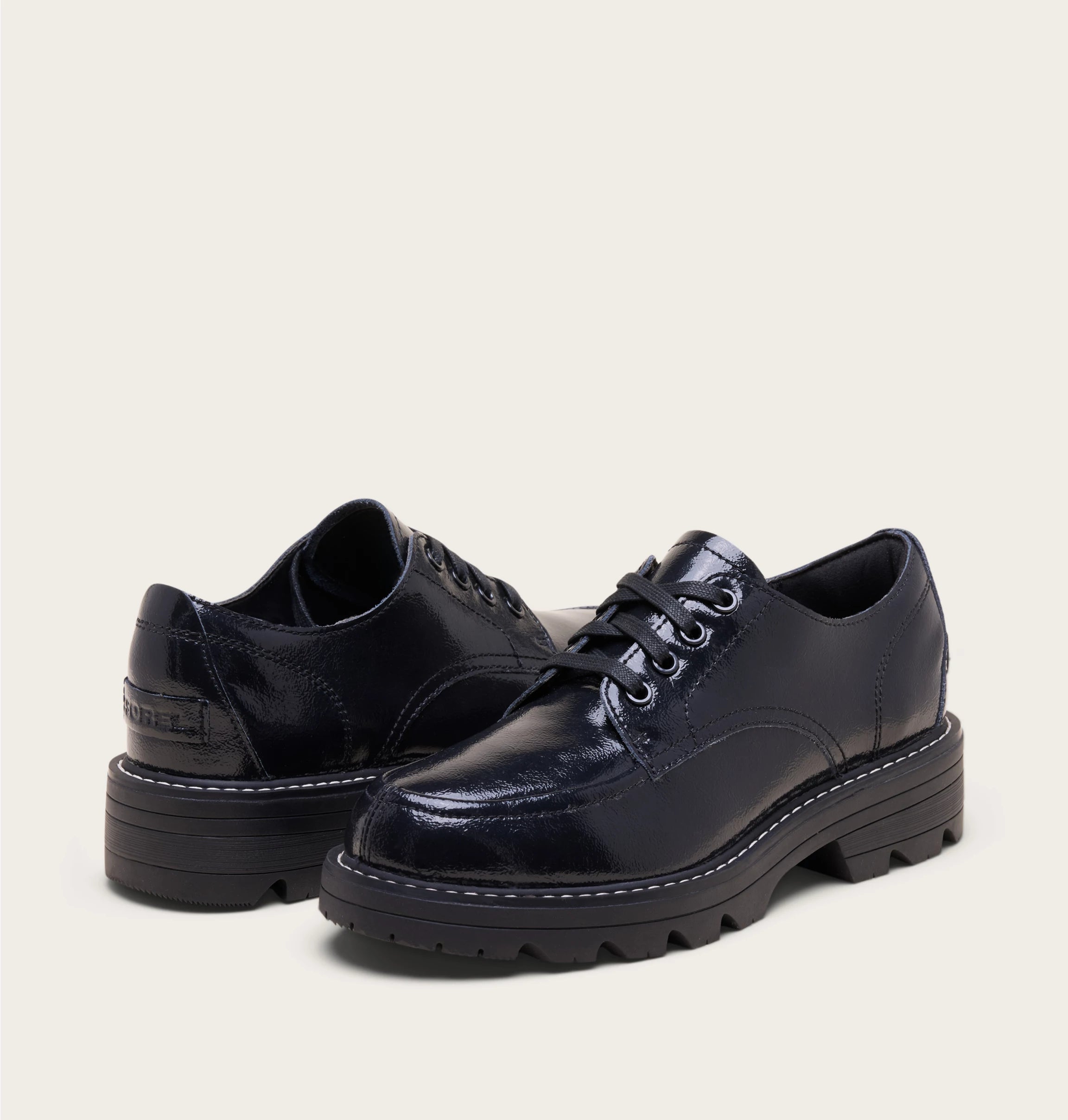 REVEL AVE DERBY Women's Shoe