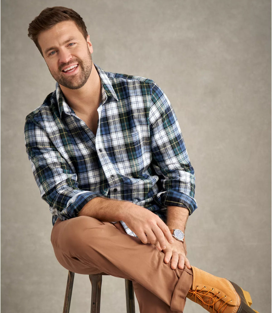 LLBean Men's Scotch Plaid Flannel Shirt Slightly Fitted