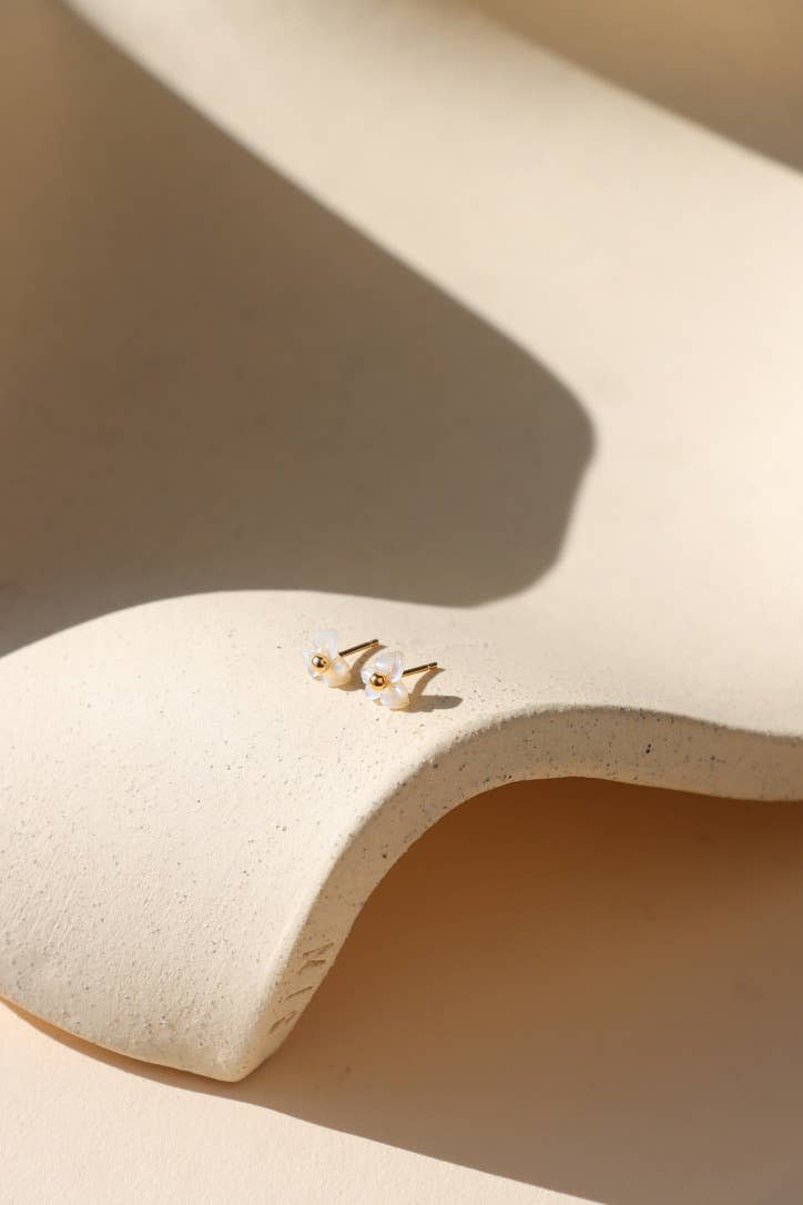 Token Mother of Pearl Flower Studs
