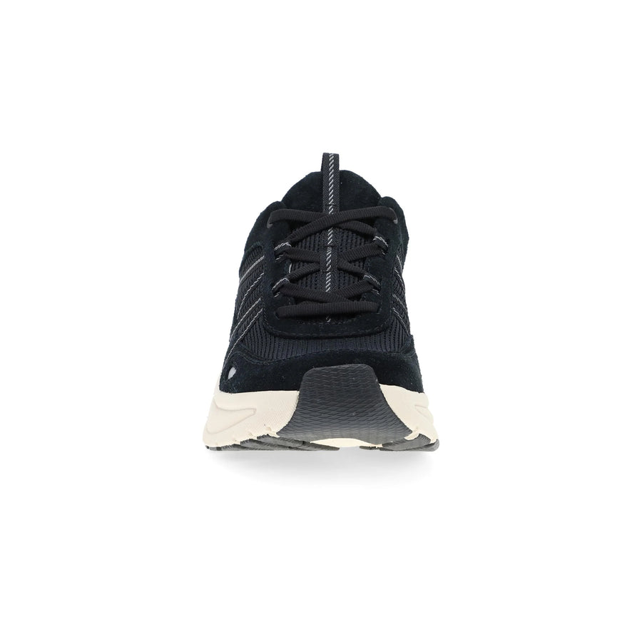 Poppy Sneaker