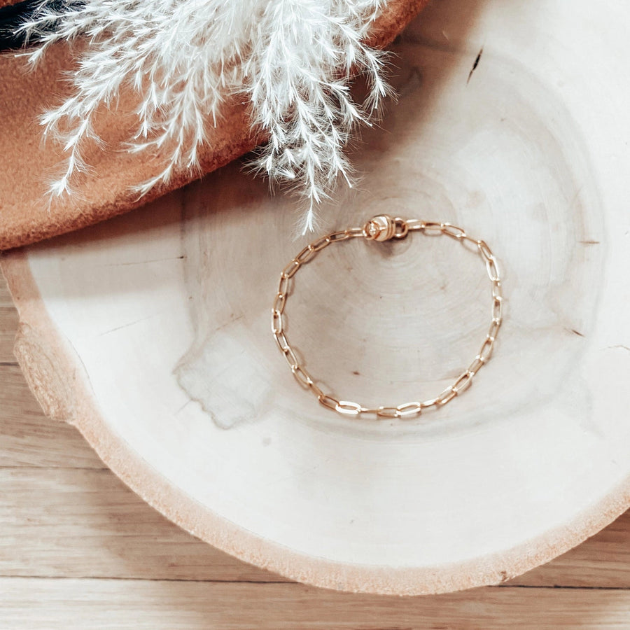 Cecelia Paperclip Chain Bracelet 7"