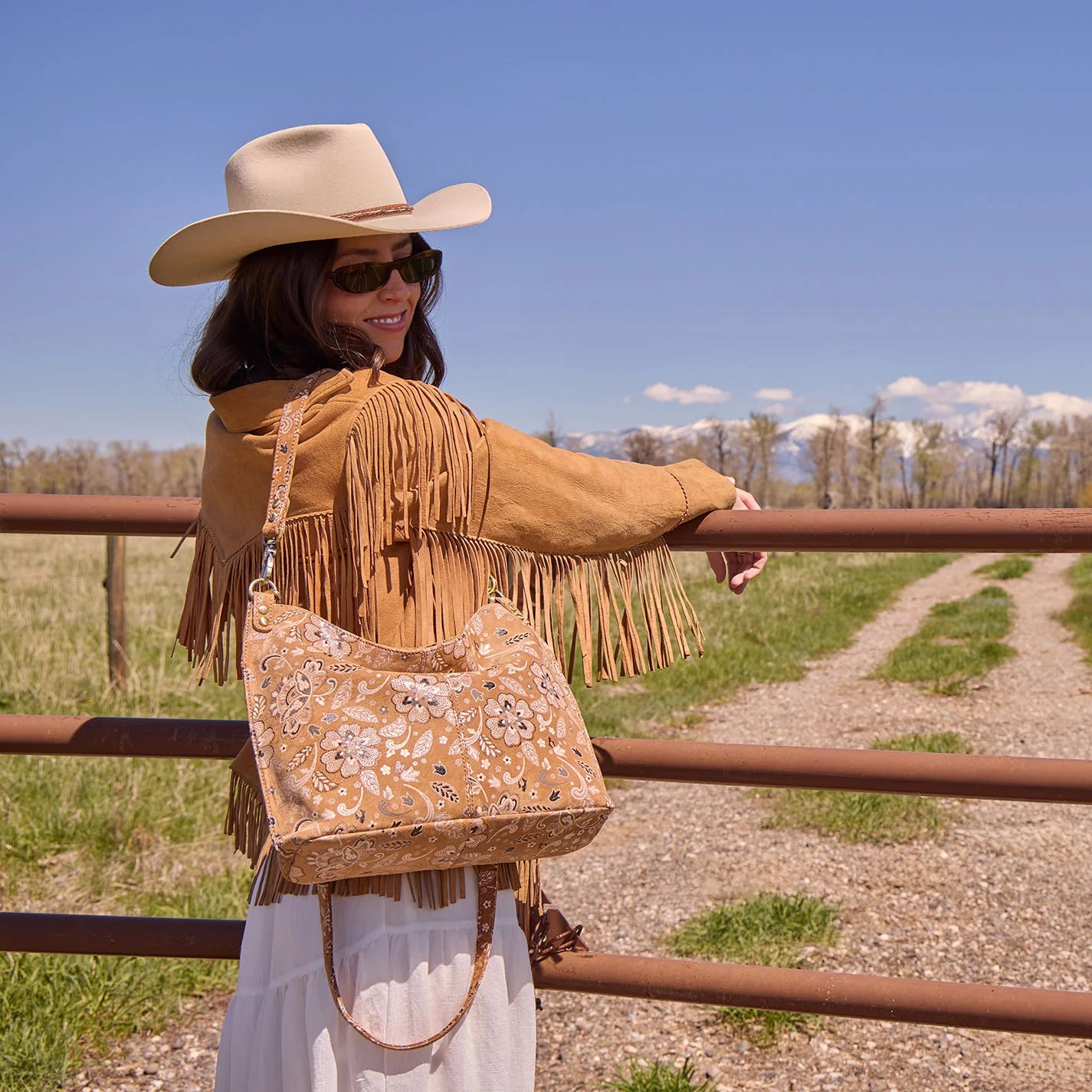 Pier Shoulder Bag