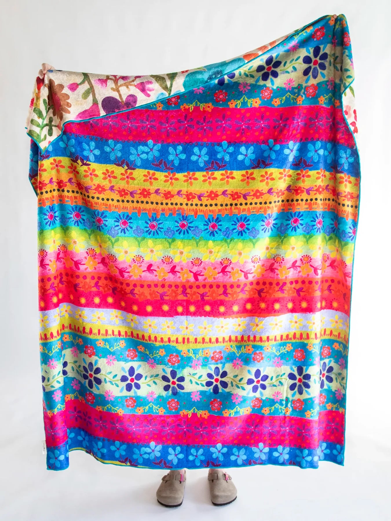 Double-Sided Cozy Throw Blanket