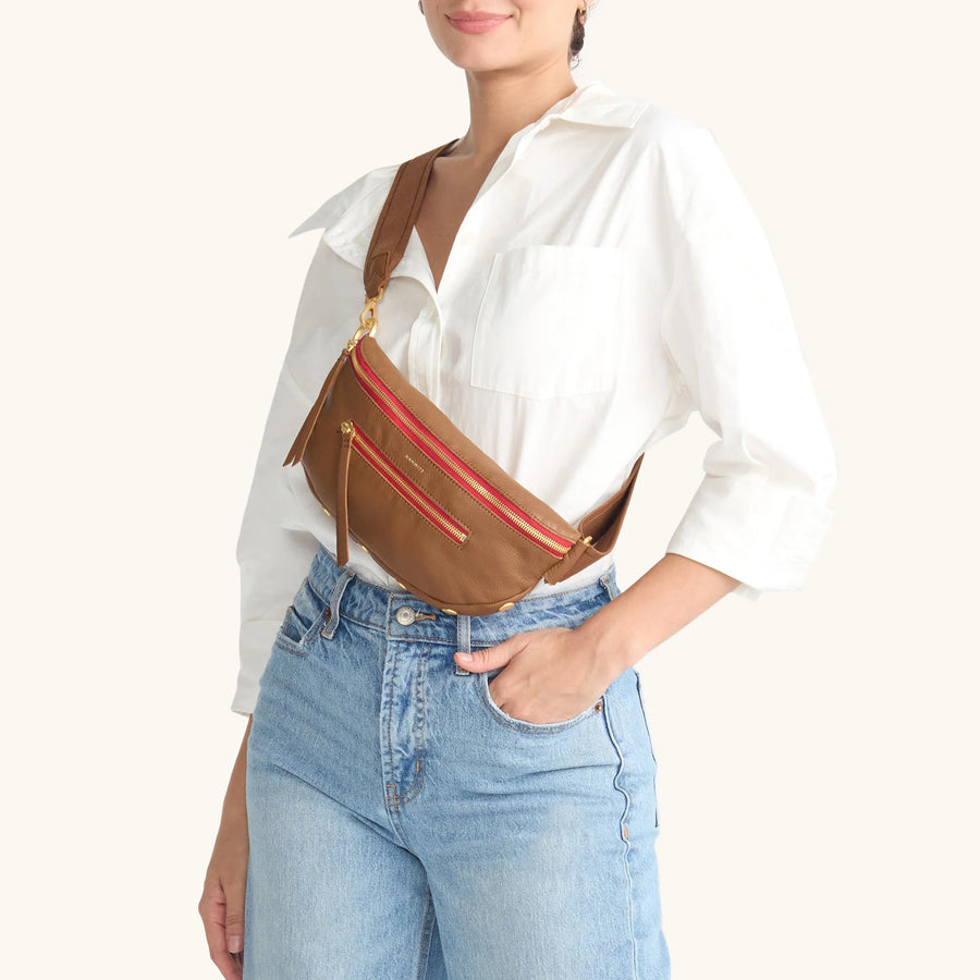 Charles Crossbody Medium