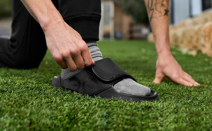 OOFOS Men's Sport Flex Slide