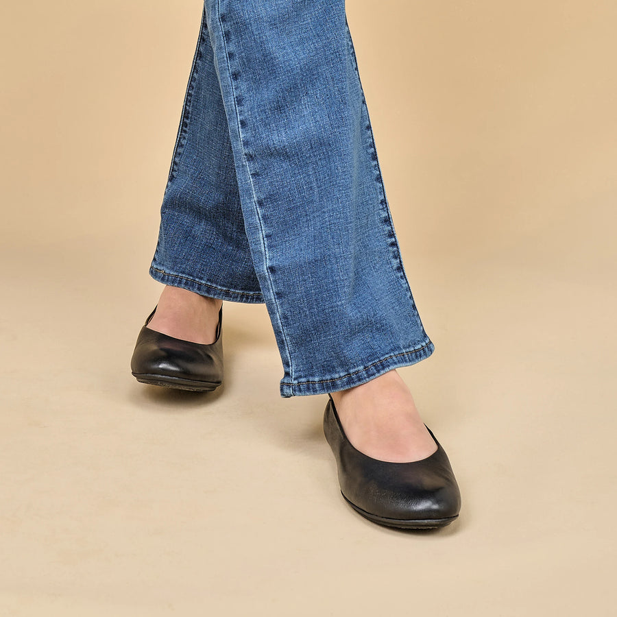 Mollie Ballet Flat