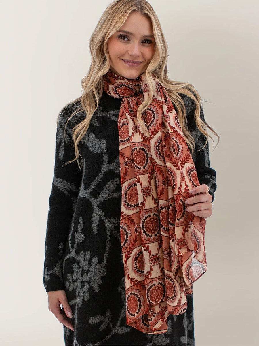 Aventura Medallion Scarf