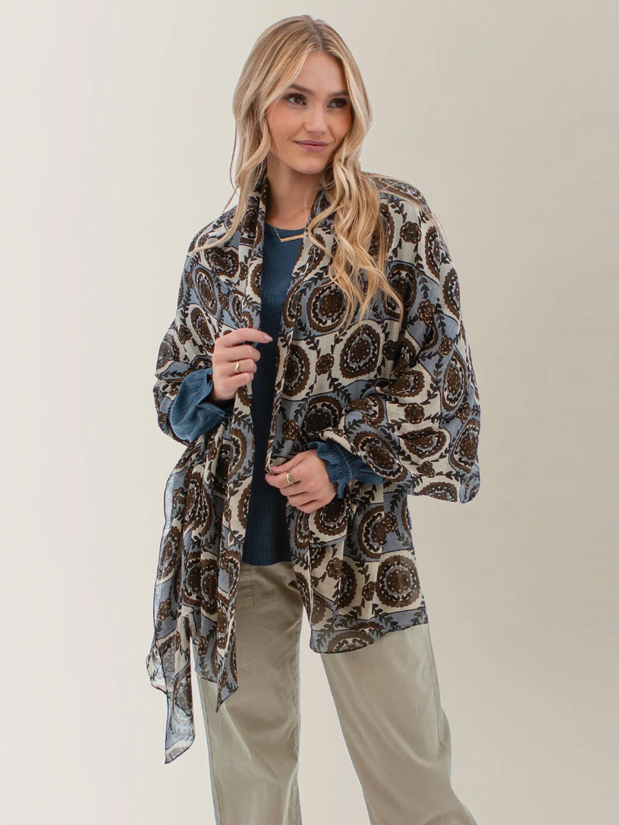 Aventura Medallion Scarf