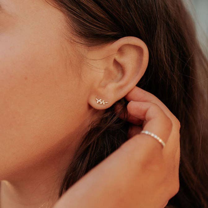 Mauve Jewelry Laurel Gold Leaf Studs