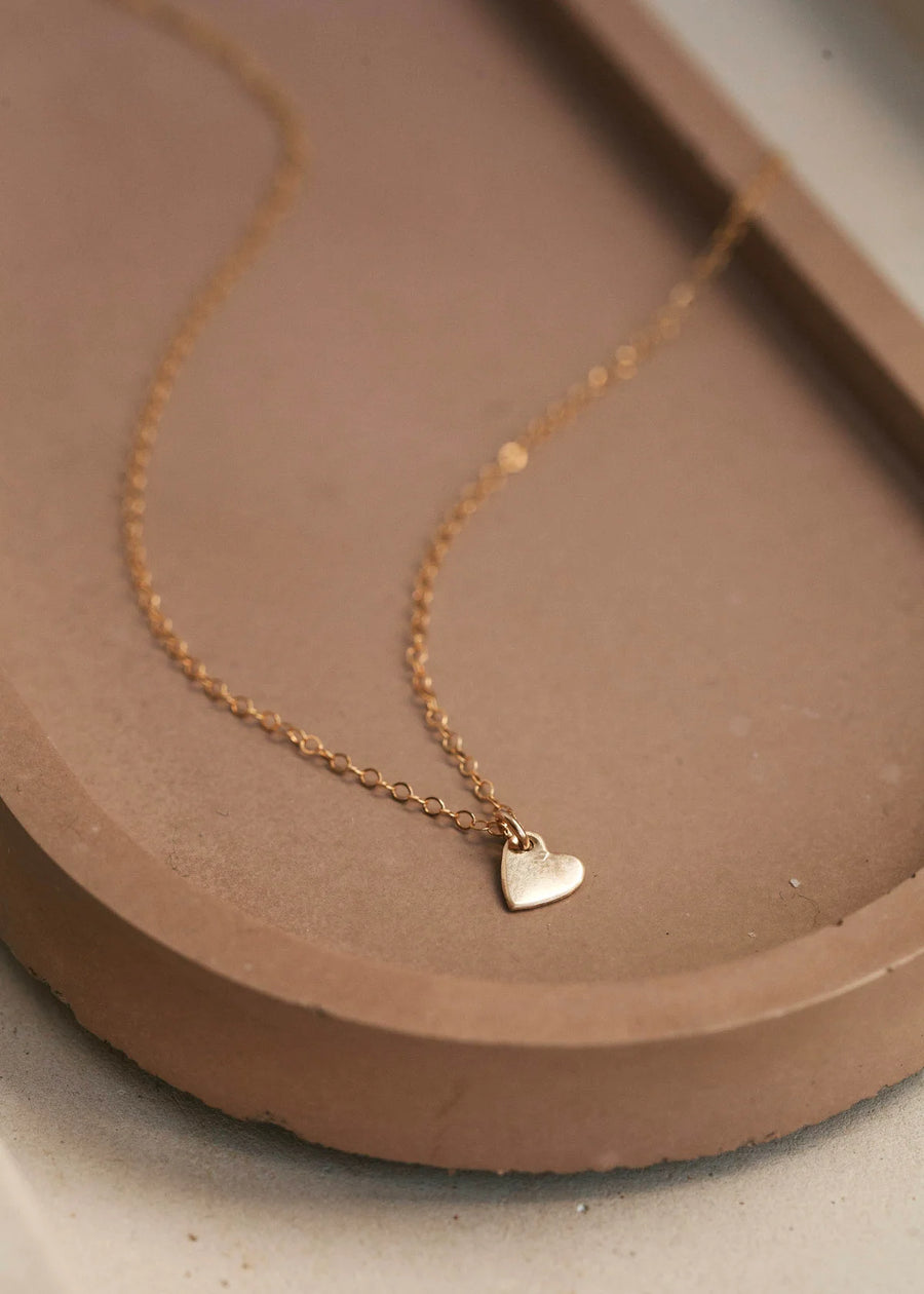 Tiny Heart Necklace Gold