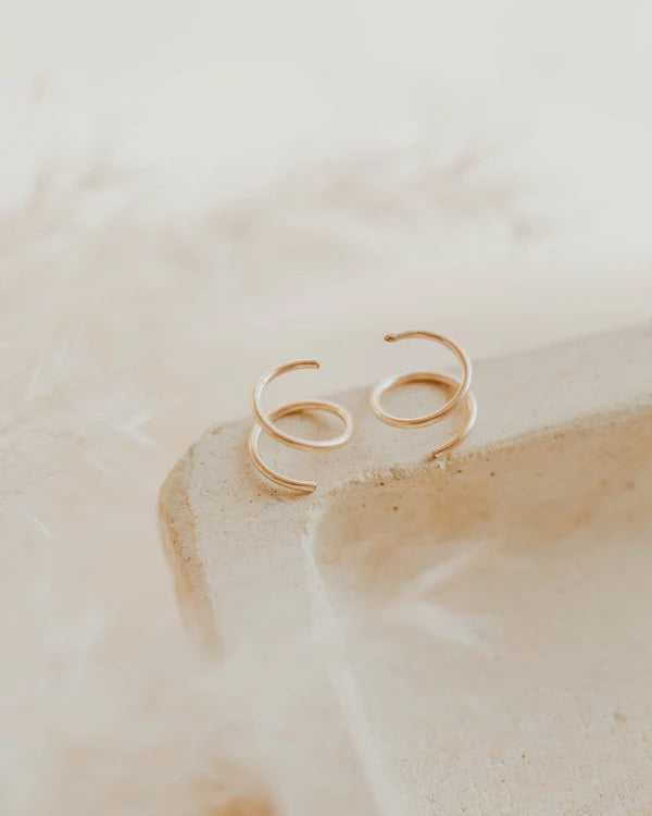 Hello Adorn Tiny Twist Earrings 8mm